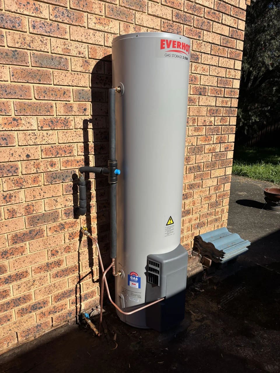 Hot water replacement · Blacktown — installed everhot side view